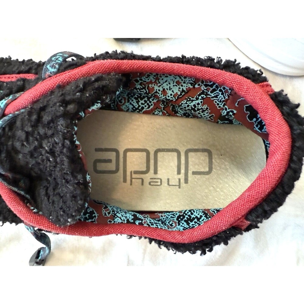 HEY DUDE Womens Teen Karina Sherpa Sneakers Moonless Sangria Size 5 - Picture 6 of 7